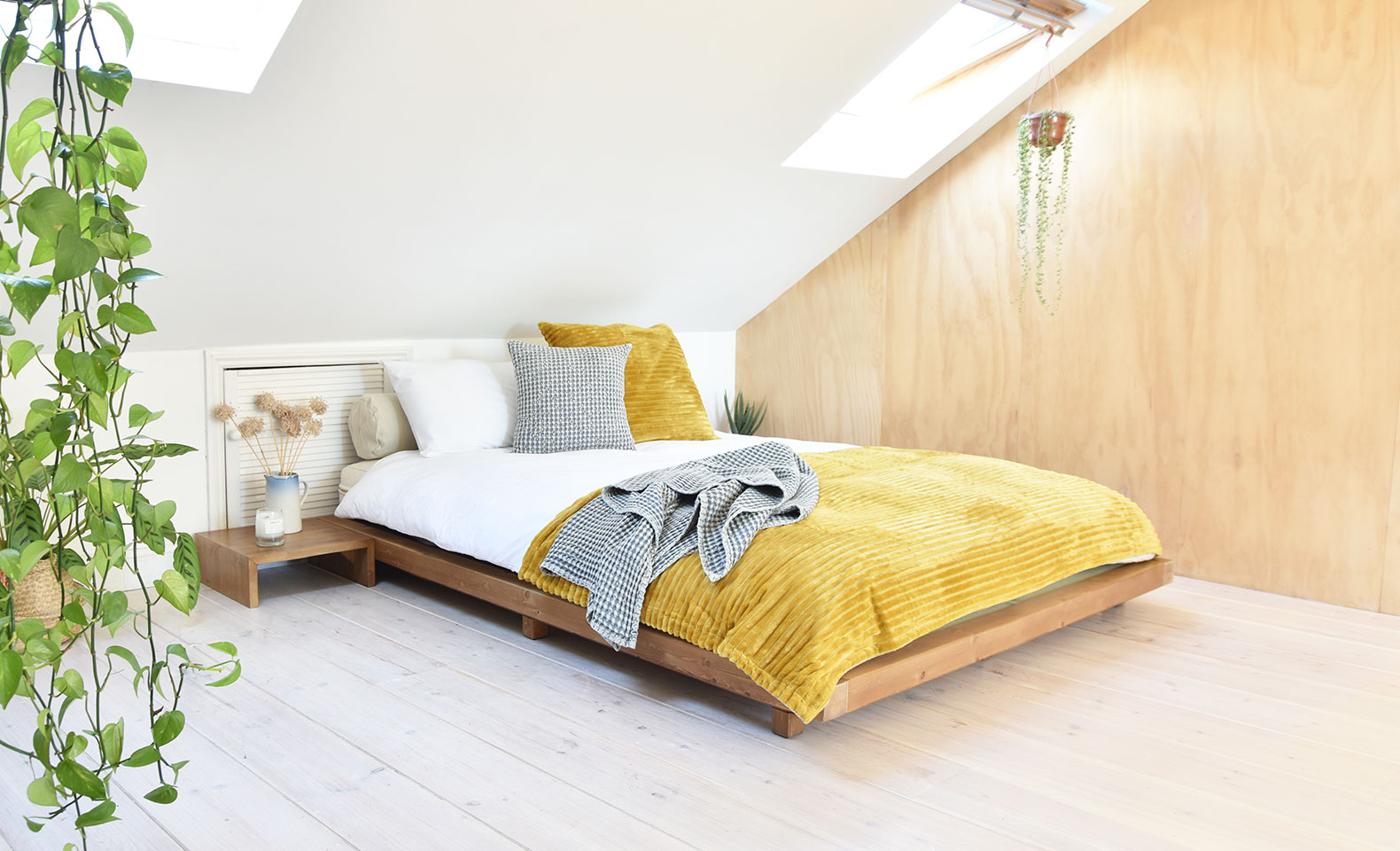 BLACK TICKET DEALS - BEDS