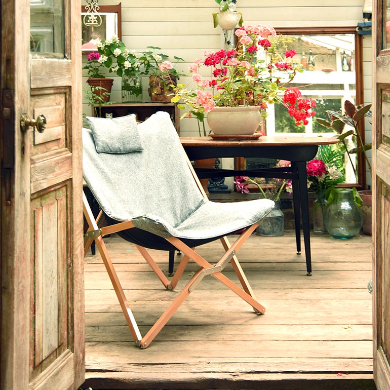 GARDEN & BALCONY