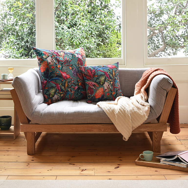 DAY BEDS