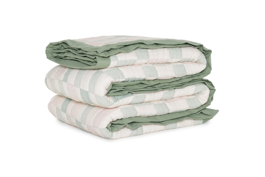 FC Dolly Quilted Bedspread