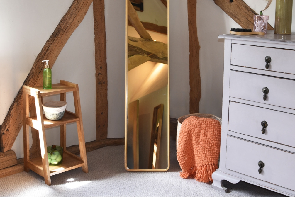 FC Iso Bedside Table FB LS