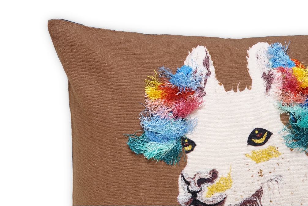 FC Larry Lama Cushion