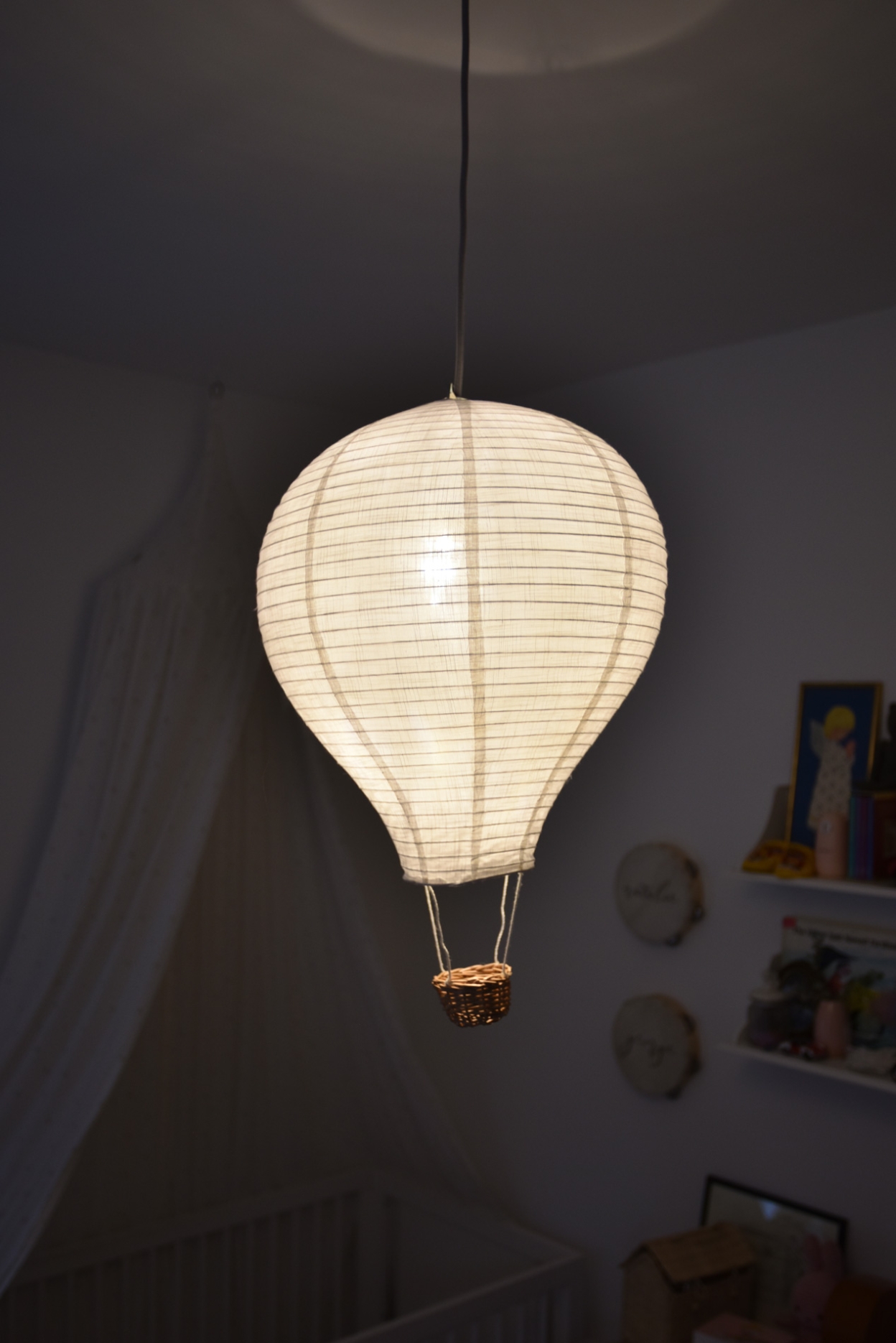 FC Balloon Lampshade Vestry LS