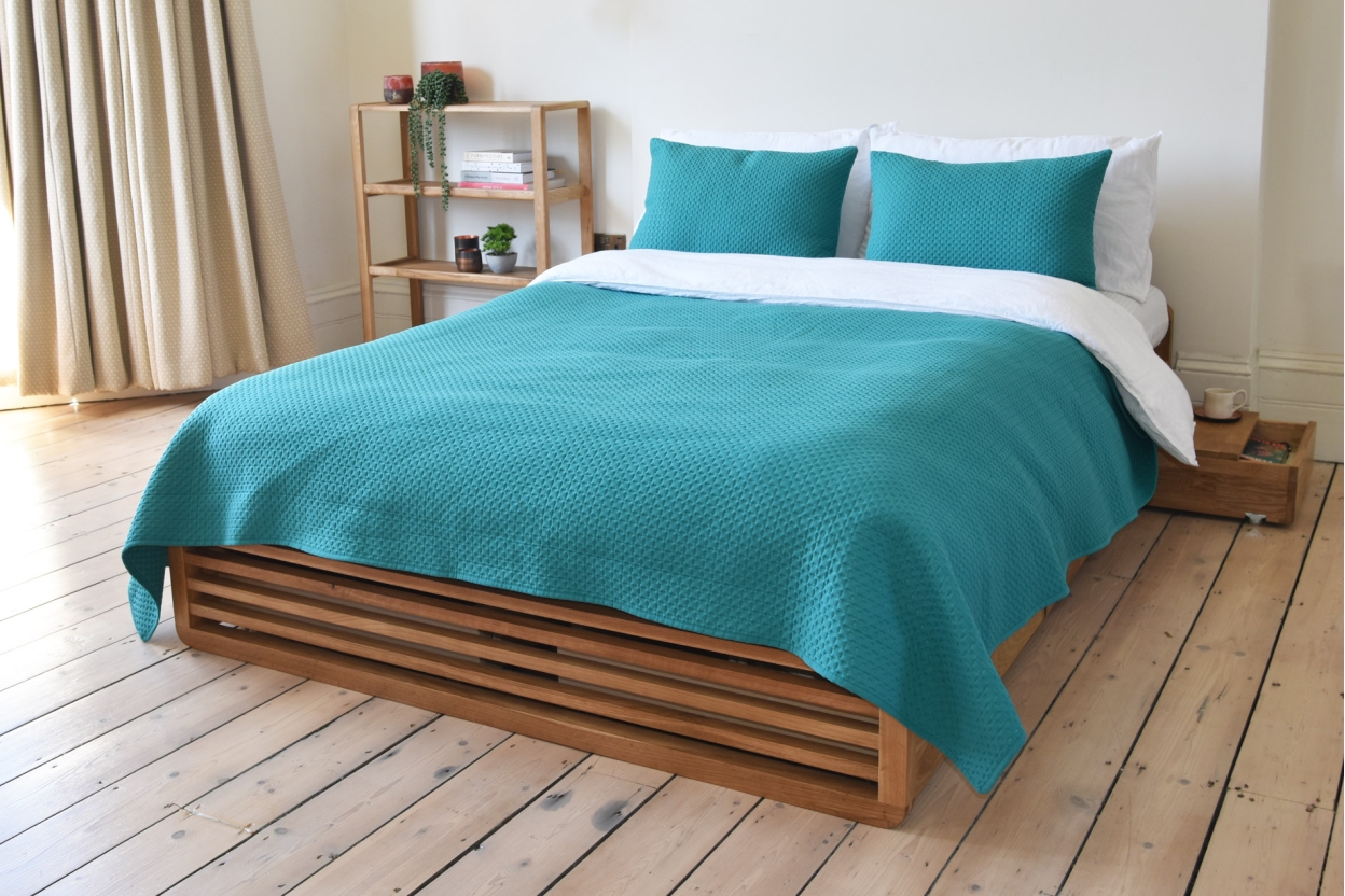 FC Quilted Dimples Bedspread Teal HOTH LS Rby Z