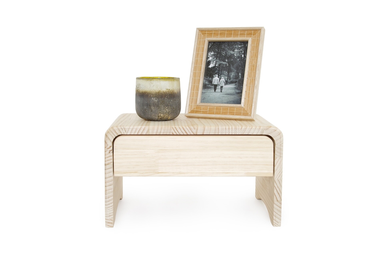FC Pine Curve Table
