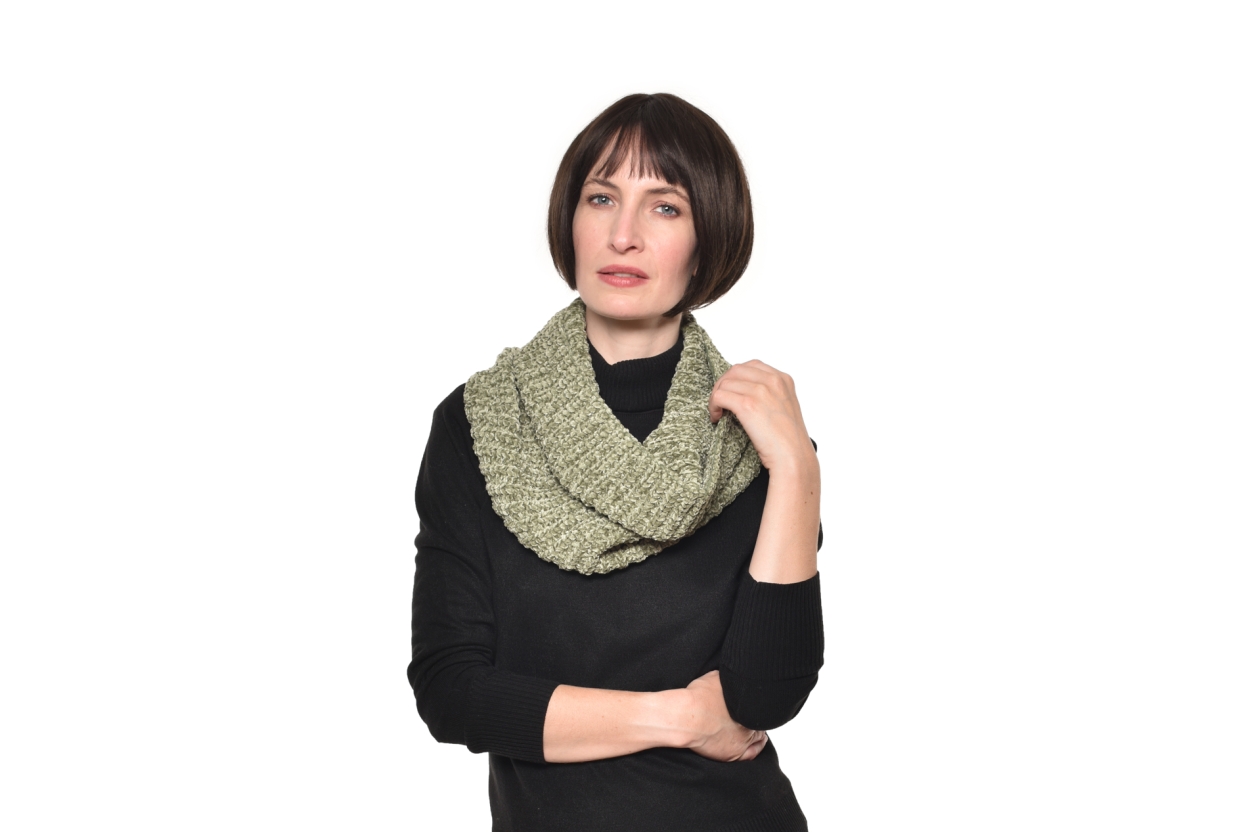 FC Chenille Neck Warmer Olive Green V