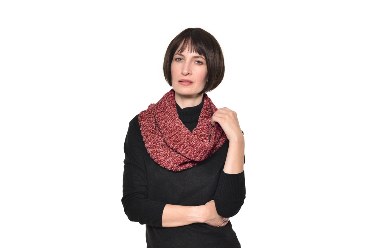 FC Chenille Neck Warmer Garnet Red