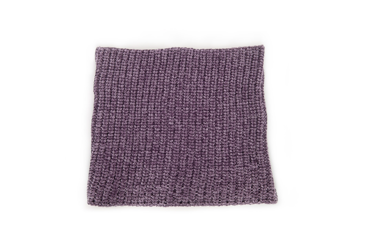 FC Chenille Neck Warmer Mulberry Purple Eja J