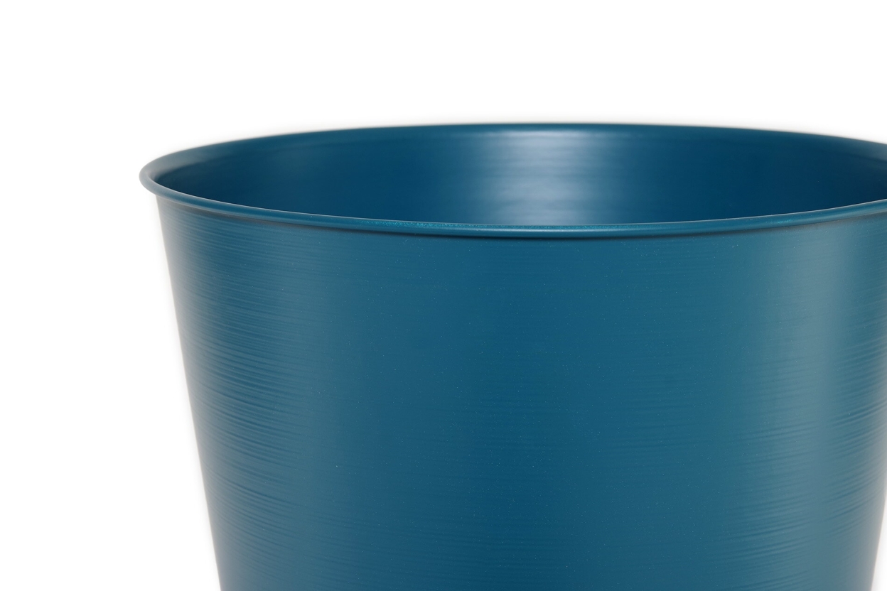 FC Circe Metal Plant Pots Oslo Blue