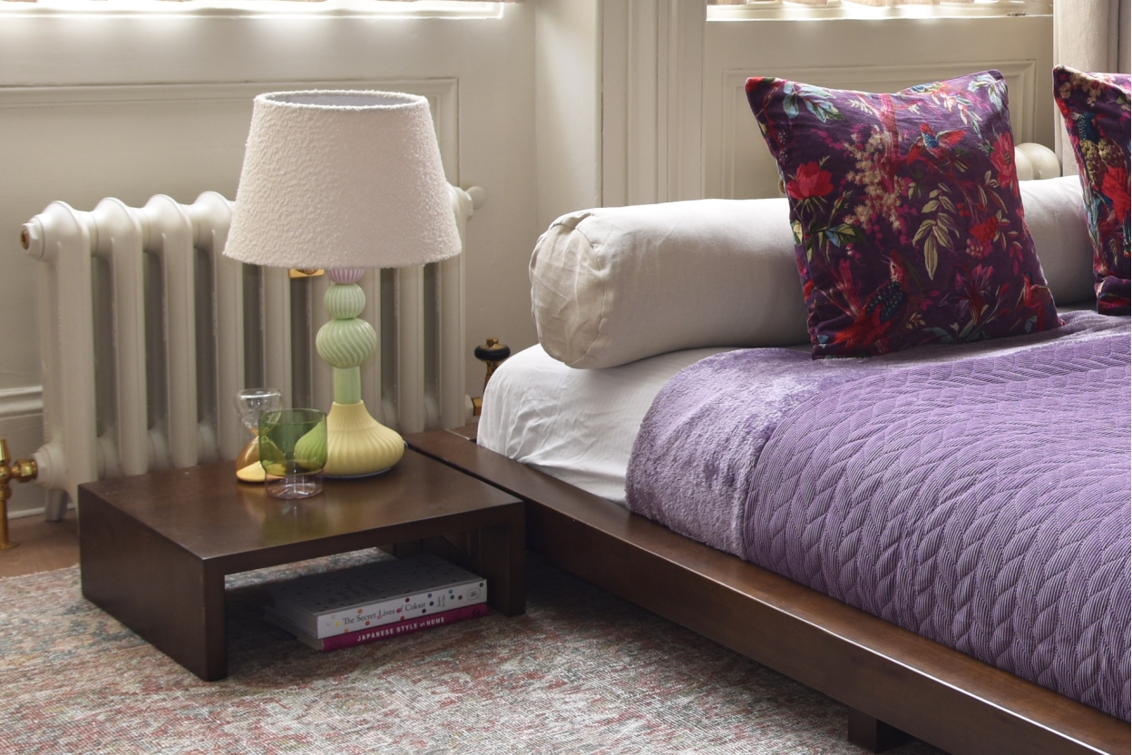 FC Platform Dark Rubberwood Bedside Table AS LS Cqfe Do