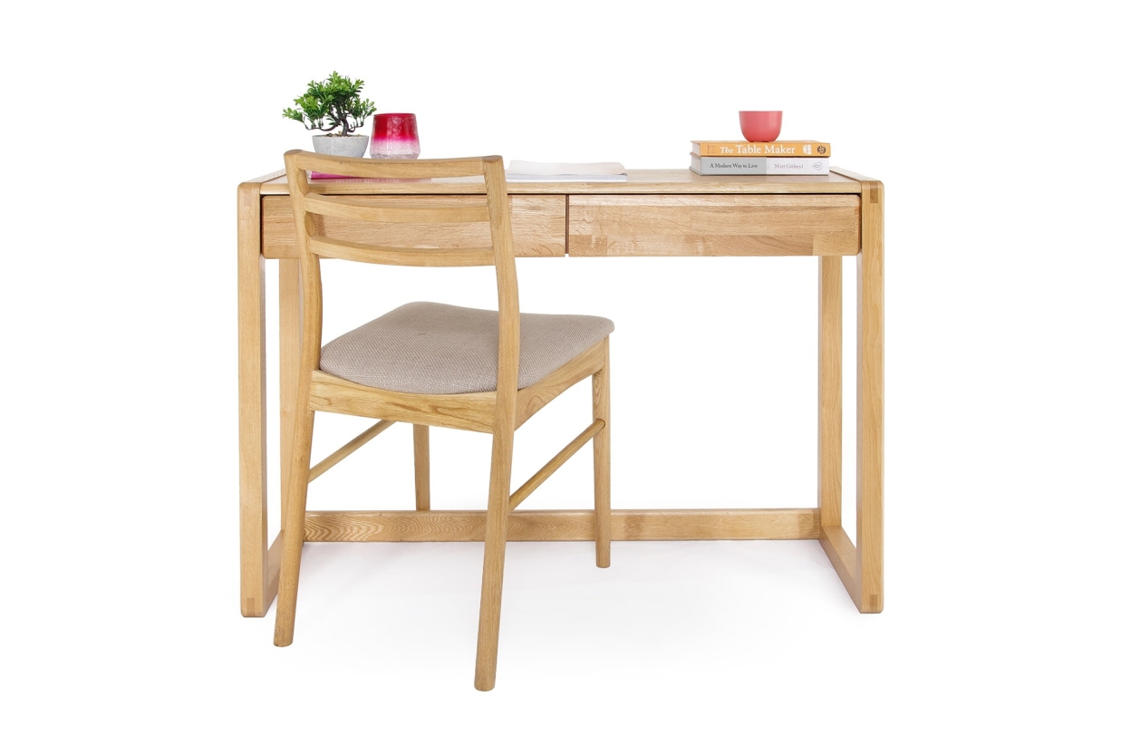 FC Linear Writing Desk