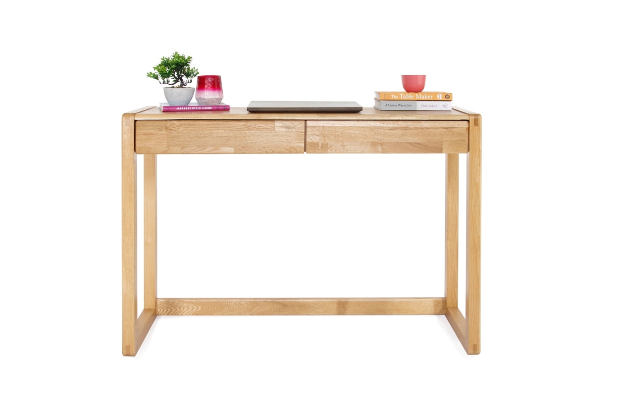 FC Linear Writing Desk