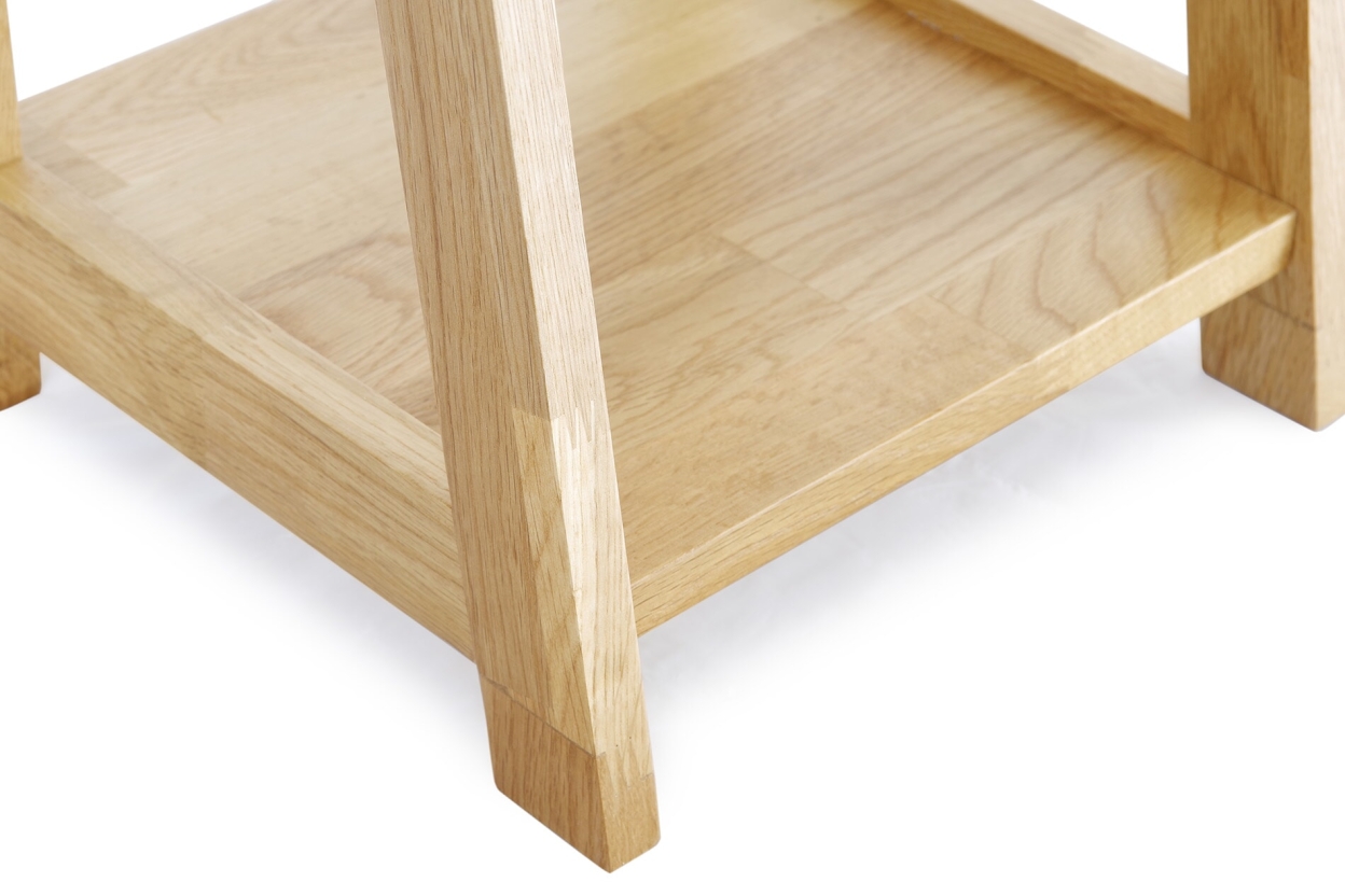 FC Iso Bedside Table