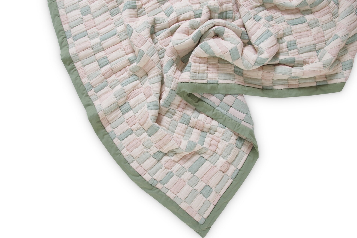 FC Dolly Quilted Bedspread Wp Qc