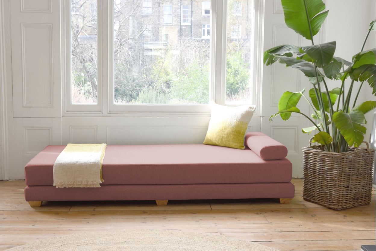 FC Napper Day Bed Lifestyle
