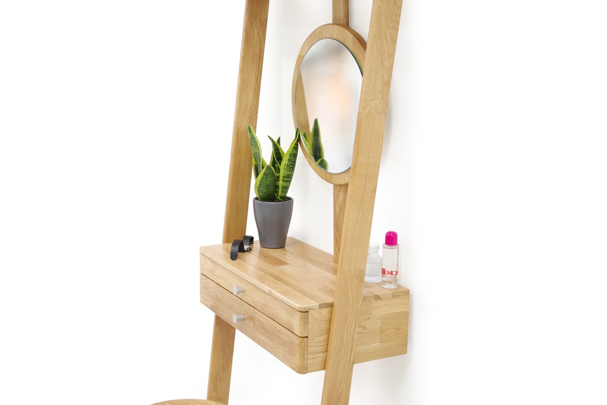 Oak Leaning Ladder Mini Dressing Table 2