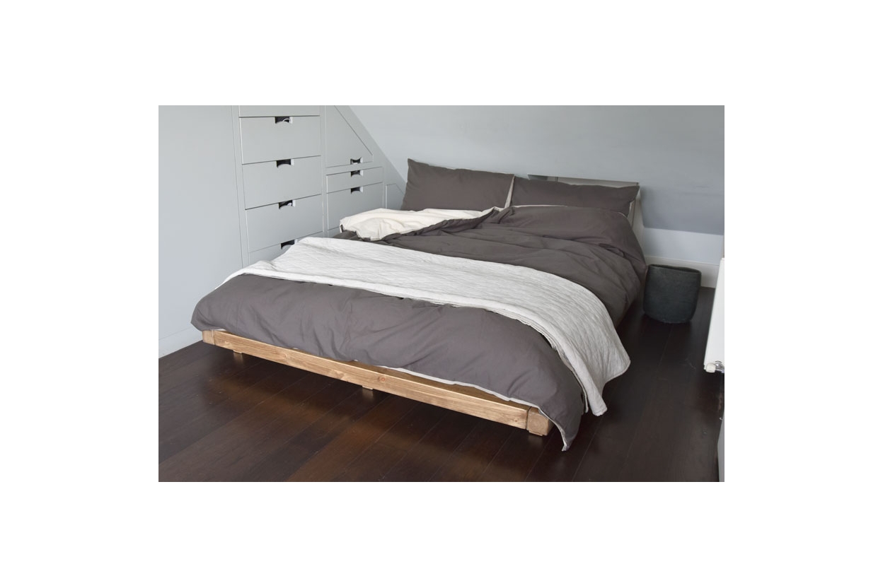 Elm Platform Bed Location