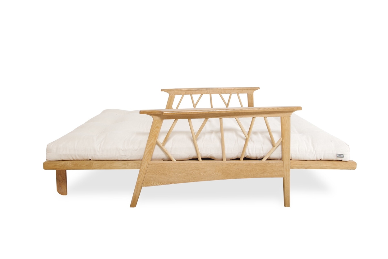 FC Mori Oak Seater