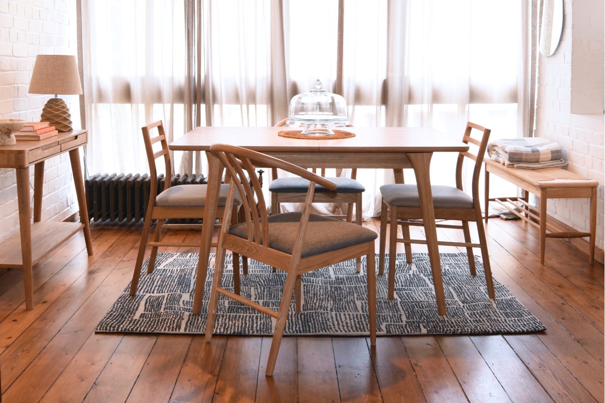 Slider And Block Dining