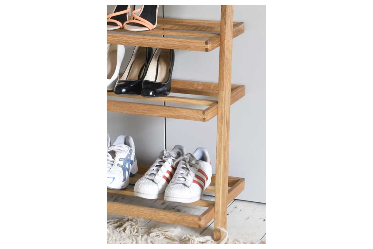 Leaning Shoe Rack close up