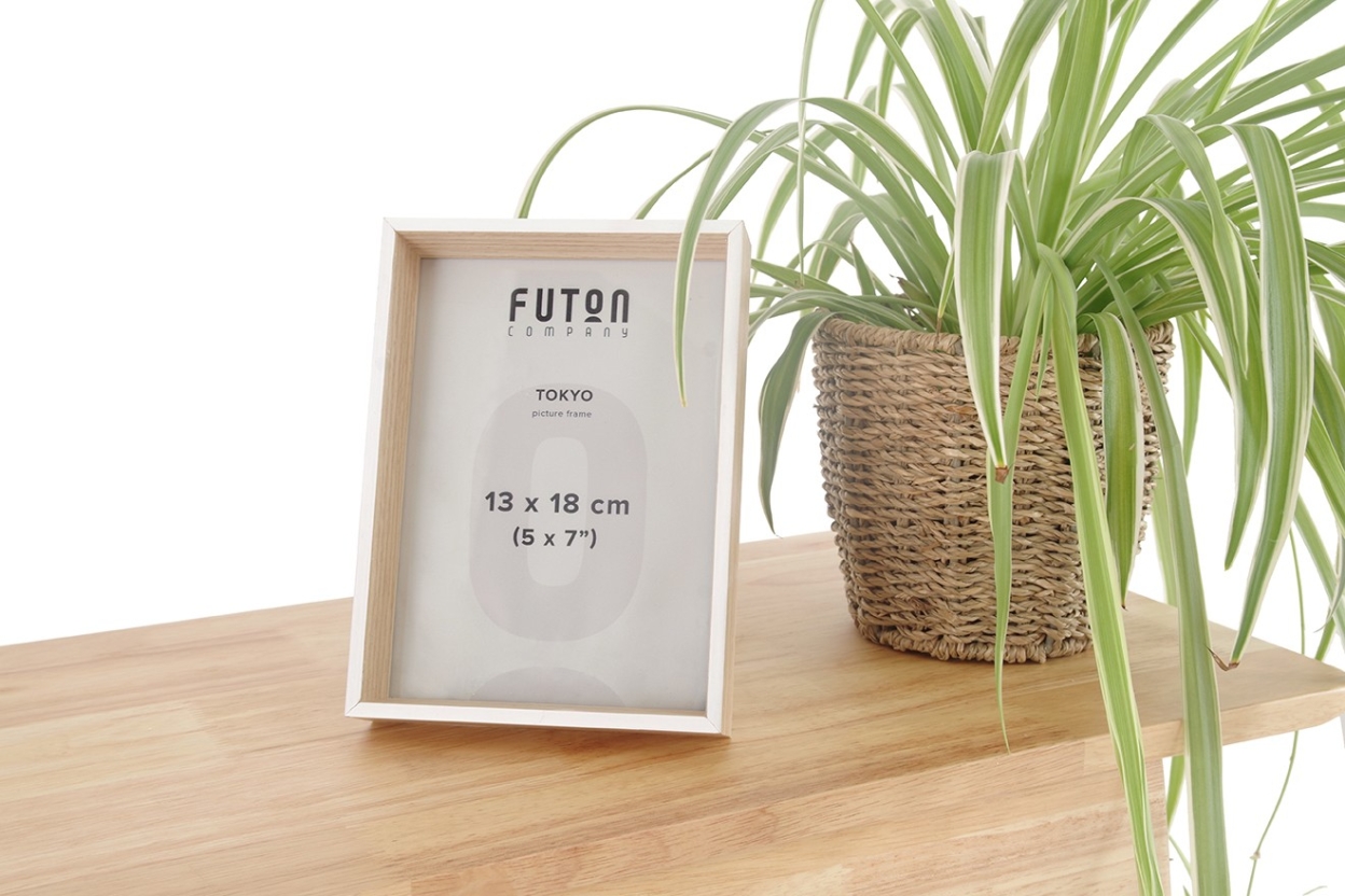FC Tokyo Picture Frame X White