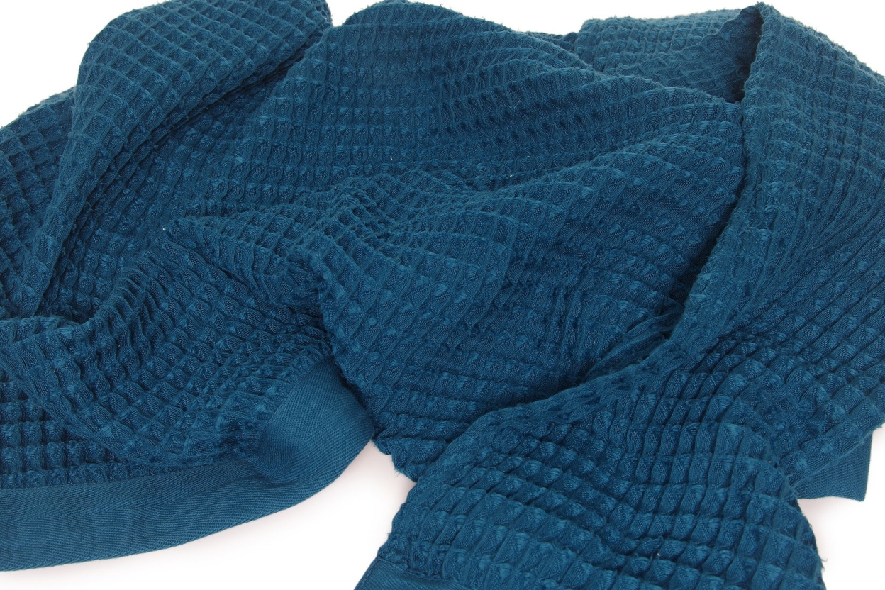Yoku Bath Sheet (Oslo Blue)