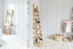 Oak Rounded Leaning Shoe Rack