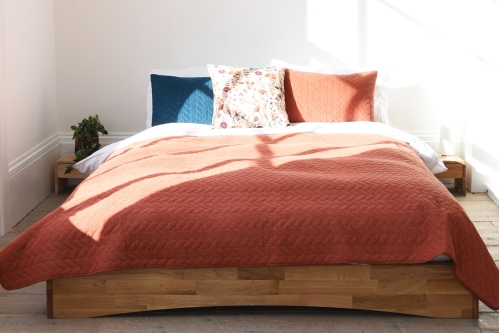 FC Corduroy Bedspread Terracotta LS Yigt C