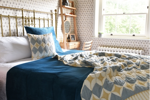 FC Estor Throw AS LS