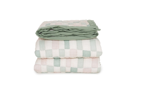 FC Dolly Quilted Bedspread