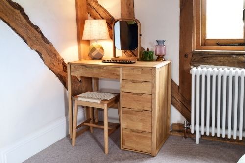 FC Loop Dressing Table FB LS