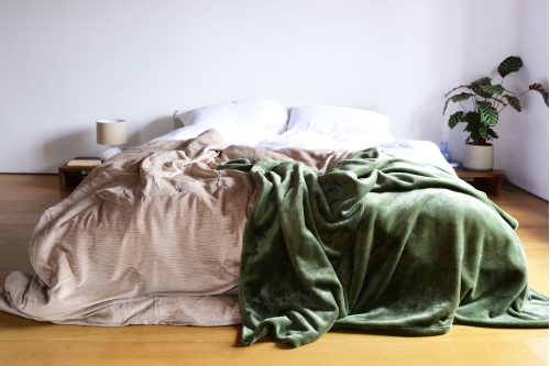 FC Deep Fleece Throw BL LS