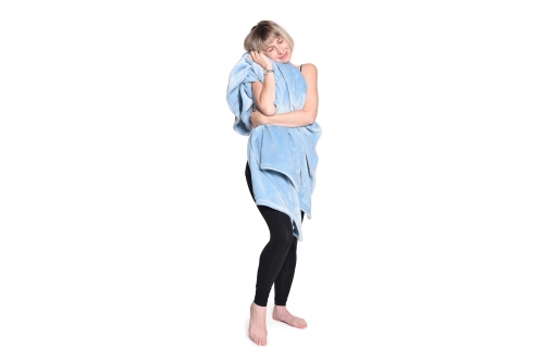 FC Deep Fleece Throw Soft Blue
