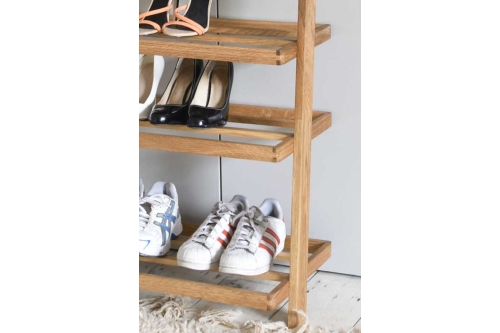Leaning Shoe Rack close up