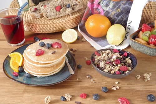 FC Dapple Glaze Avo Bowl And Plate Indigo Ubvo J