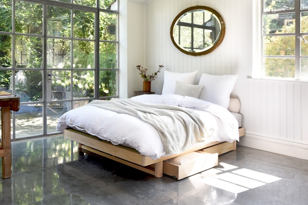 Moonrise bed