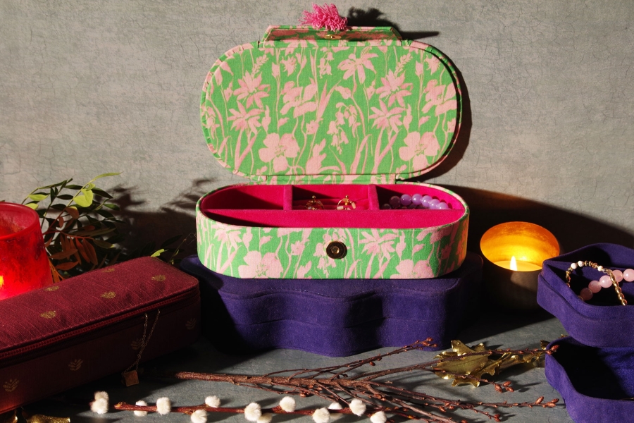 FC Esme Box