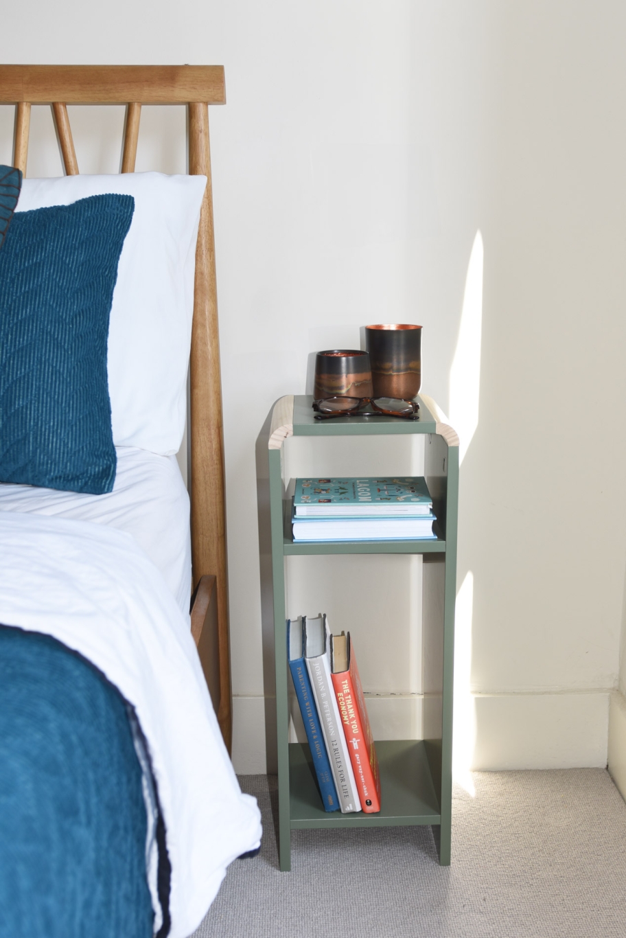FC Hale Nrw Bedside Green LS HOTH