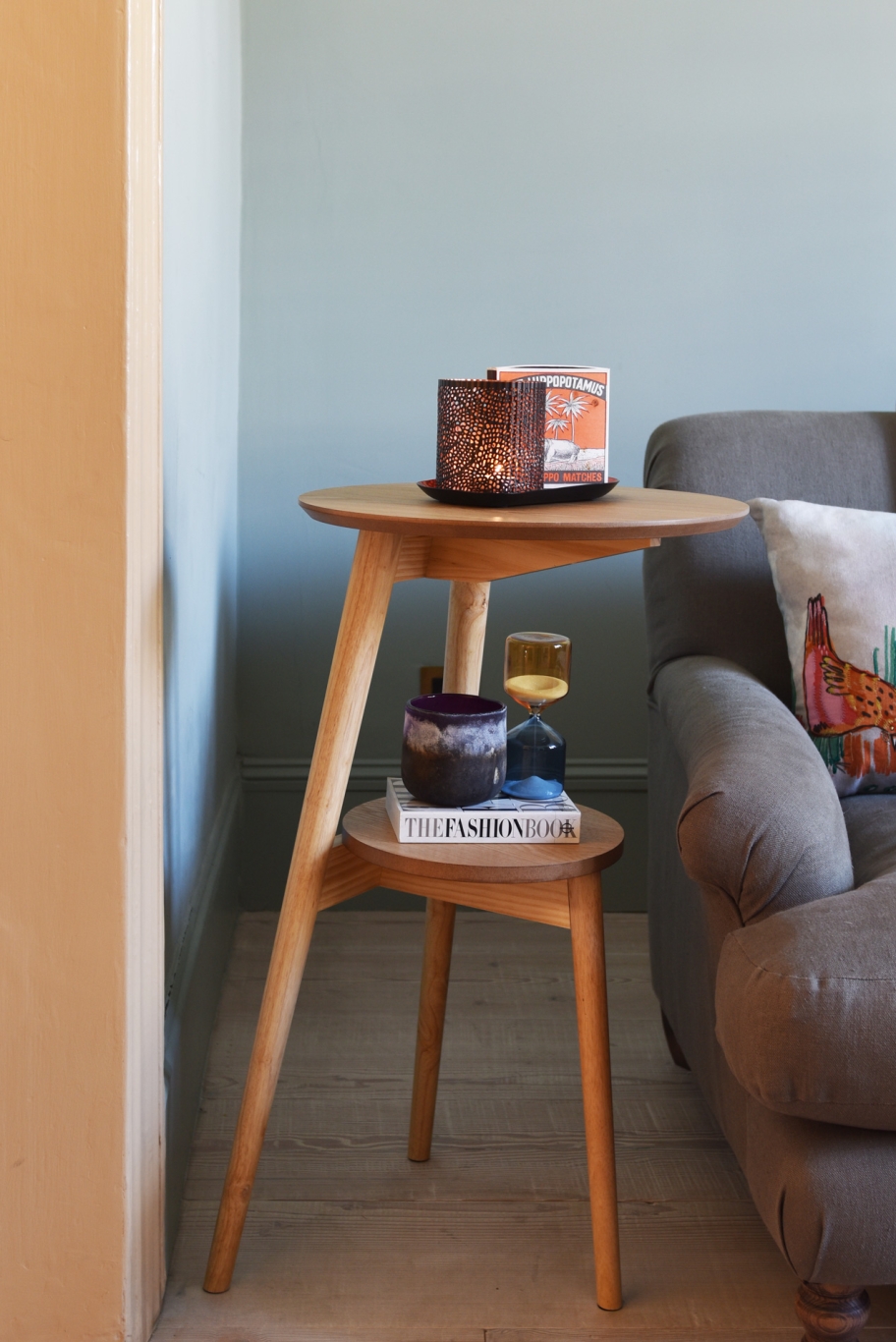 FC Dais Side Table Cleo LS