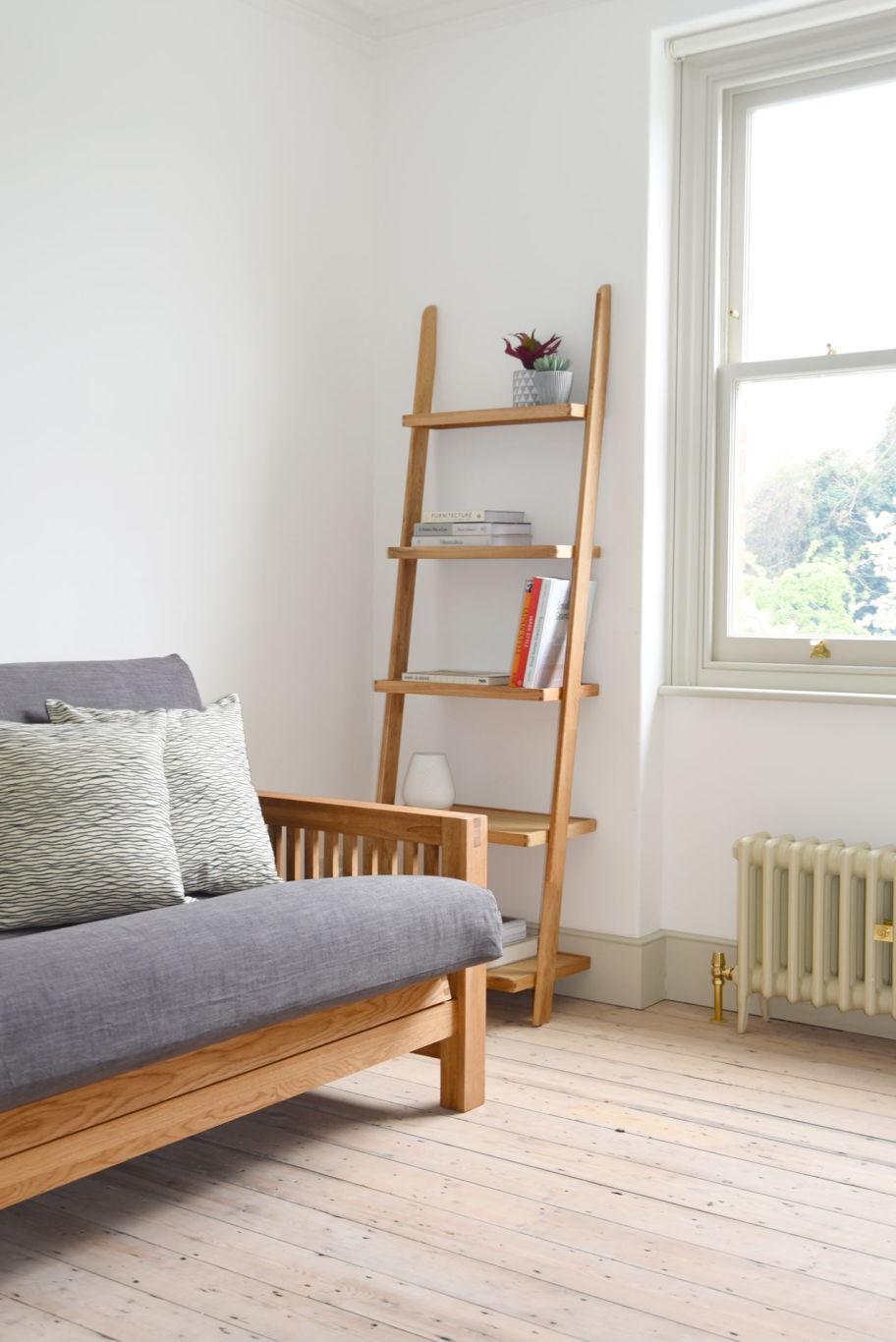 Oak Rounded Wide Ladder Shelf