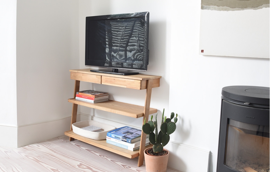 Oak Tv Unit
