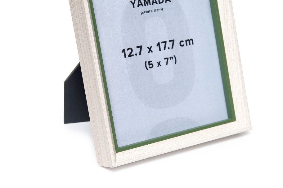 FC Yamada Picture Frame X