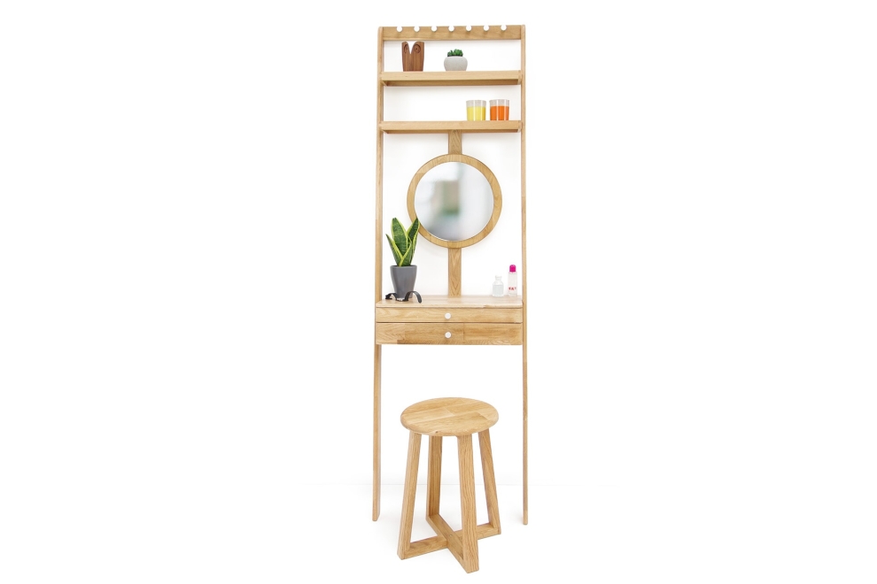 Oak Leaning Ladder Mini Dressing Table 2