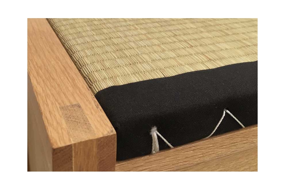 Oak Hall Bench With Tatami Mat Close Up